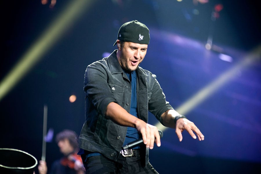 2015-Luke-Bryan-blog.jpg